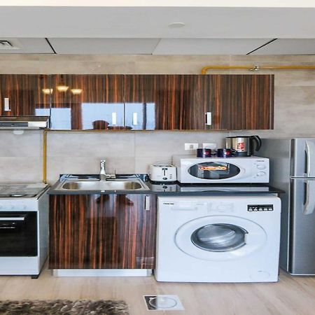 Oyo 860 Studio Apartment, Maya Tower 4, Jumeirah Village Triangle 두바이 외부 사진