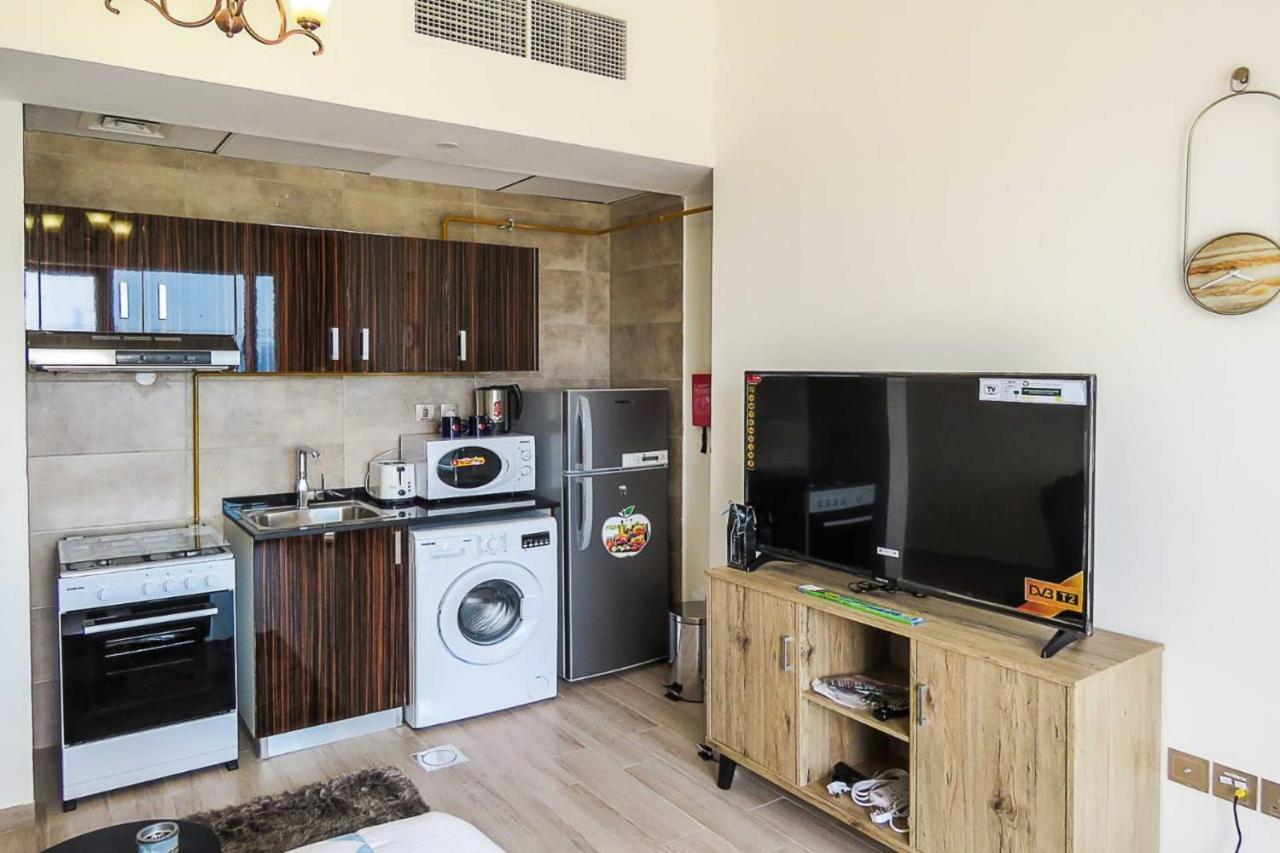 Oyo 860 Studio Apartment, Maya Tower 4, Jumeirah Village Triangle 두바이 외부 사진